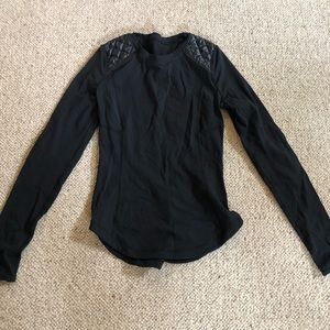 lululemon black long sleeve